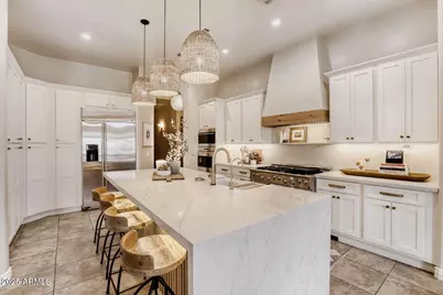 18037 W San Juan Avenue, Litchfield Park, AZ 85340 - Photo 15