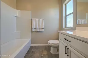 782 E Betsy Ln, Gilbert, AZ 85296 - Photo 31