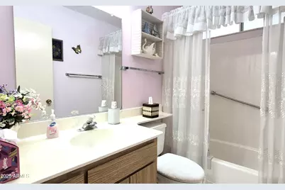 10618 W Caron Drive, Sun City, AZ 85351 - Photo 17