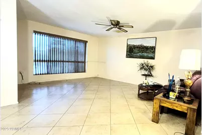 10618 W Caron Drive, Sun City, AZ 85351 - Photo 13