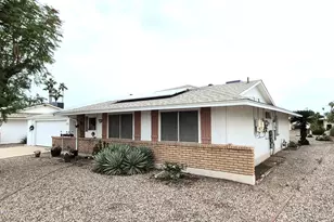 10618 W Caron Dr, Sun City, AZ 85351 - Photo 5