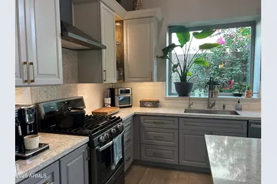 25819 N 43rd Place, Phoenix, AZ 85050 - Photo 9