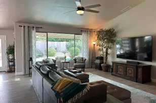 25819 N 43rd Pl, Phoenix, AZ 85050 - Photo 5