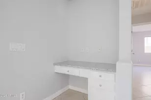 16267 W Yucatan Dr, Surprise, AZ 85379 - Photo 11