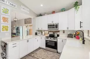 40808 N Hearst Dr, Anthem, AZ 85086 - Photo 11