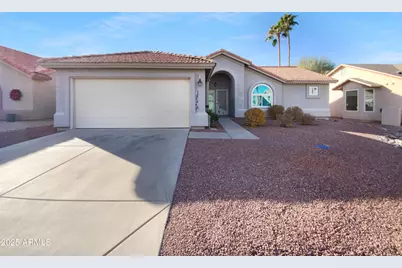 6934 S Oakmont Drive, Chandler, AZ 85249 - Photo 1