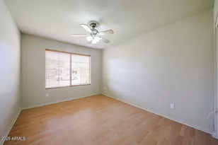 18615 N 30th Pl, Phoenix, AZ 85050 - Photo 15