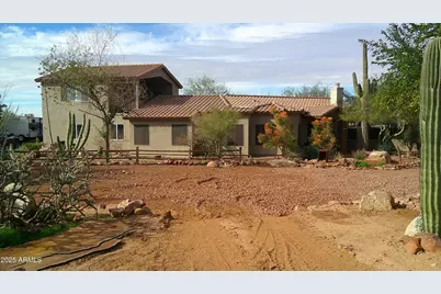 1502 S Prospectors Road, Apache Junction, AZ 85119 - Photo 9
