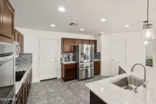 12026 W Range Mule Dr, Peoria, AZ 85383 - Photo 15