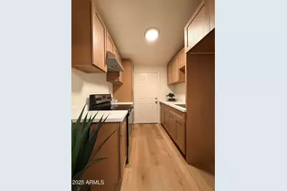 237 S 7th Street, Avondale, AZ 85323 - Photo 5