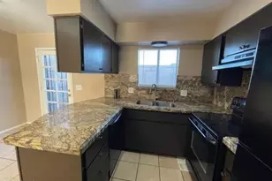 4567 N 26th Dr, Phoenix, AZ 85017 - Photo 3