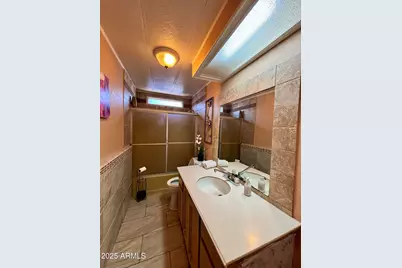 5207 N Black Canyon Highway #18, Phoenix, AZ 85015 - Photo 7