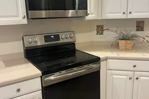 3131 E Legacy Dr, Phoenix, AZ 85042 - Photo 7