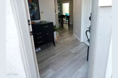 9238 N 47th Drive N, Glendale, AZ 85302 - Photo 5