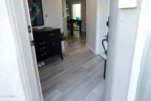 9238 N 47th Dr N, Glendale, AZ 85302 - Photo 5