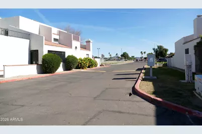 9238 N 47th Drive N, Glendale, AZ 85302 - Photo 47