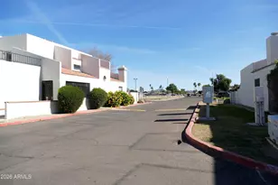 9238 N 47th Dr N, Glendale, AZ 85302 - Photo 47