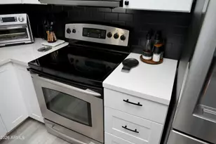 9238 N 47th Dr N, Glendale, AZ 85302 - Photo 21