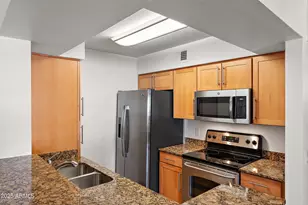 2025 E Campbell Ave, Phoenix, AZ 85016 - Photo 1