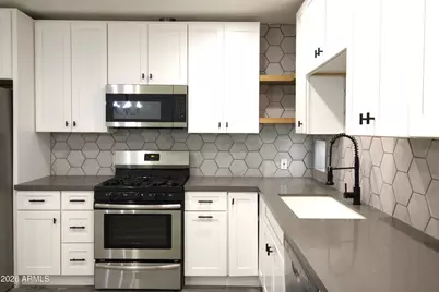 4020 N 33rd Street, Phoenix, AZ 85018 - Photo 15