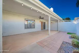 3072 E Cannon Dr, Phoenix, AZ 85028 - Photo 11