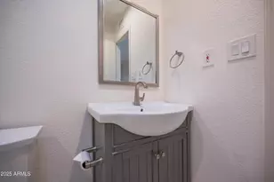 3072 E Cannon Dr, Phoenix, AZ 85028 - Photo 25