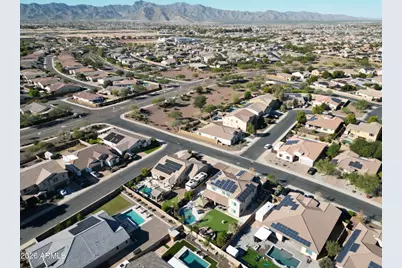 18243 W Devonshire Avenue, Goodyear, AZ 85395 - Photo 11