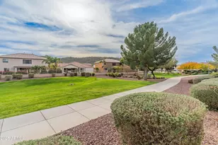 5929 W Park View Ln, Glendale, AZ 85310 - Photo 47