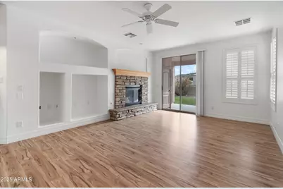 5929 W Park View Lane, Glendale, AZ 85310 - Photo 17