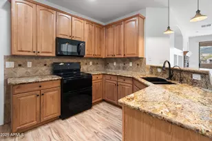 5929 W Park View Ln, Glendale, AZ 85310 - Photo 15