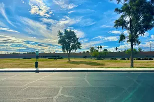 8916 W Cherry Hills Dr, Peoria, AZ 85345 - Photo 41