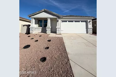 3014 E Villa Avenue, San Tan Valley, AZ 85143 - Photo 1