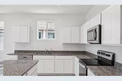 1662 N Comiskey Drive, Florence, AZ 85132 - Photo 3