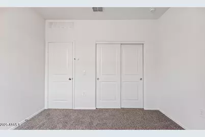 1662 N Comiskey Drive, Florence, AZ 85132 - Photo 11