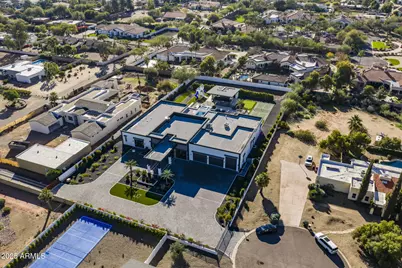 7627 E Sunnyside Drive, Scottsdale, AZ 85260 - Photo 1