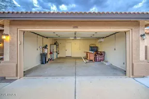 11001 W Yukon Dr, Peoria, AZ 85373 - Photo 27
