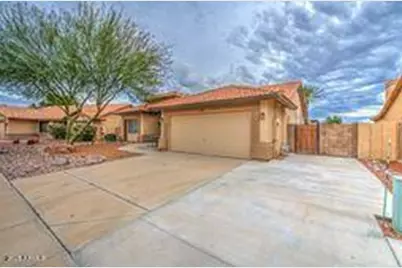 11001 W Yukon Drive, Peoria, AZ 85373 - Photo 3