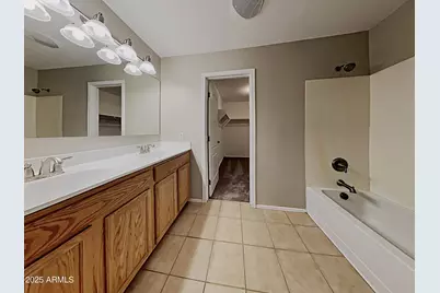 1070 E Kelsi Avenue, San Tan Valley, AZ 85140 - Photo 17