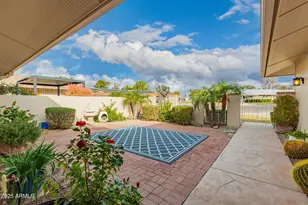 9871 W Country Club Ct, Sun City, AZ 85373 - Photo 5