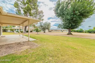 9871 W Country Club Ct, Sun City, AZ 85373 - Photo 27