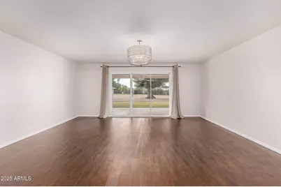 9871 W Country Club Court, Sun City, AZ 85373 - Photo 9