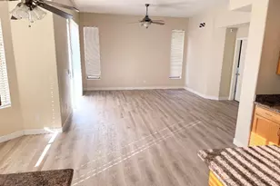 17640 N 17th St, Phoenix, AZ 85022 - Photo 5
