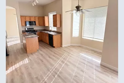 17640 N 17th Street, Phoenix, AZ 85022 - Photo 9