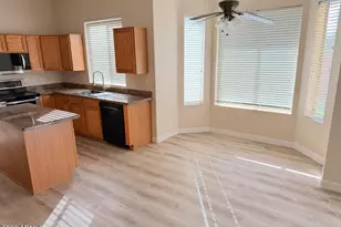 17640 N 17th Street N, Phoenix, AZ 85022 - Photo 3