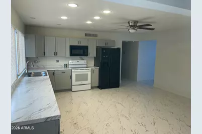 14029 N 39th Avenue, Phoenix, AZ 85053 - Photo 11