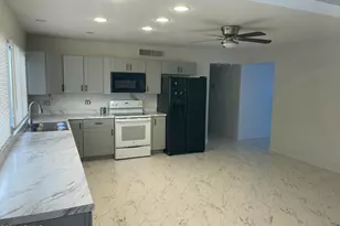 14029 N 39th Ave, Phoenix, AZ 85053 - Photo 11