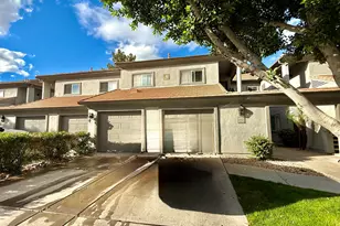 7401 W Arrowhead Clubhouse Dr, Glendale, AZ 85308 - Photo 3