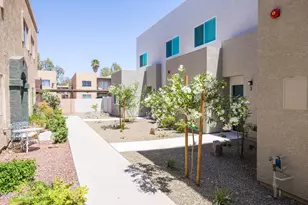 2842 E Tracy Ln, Phoenix, AZ 85032 - Photo 5