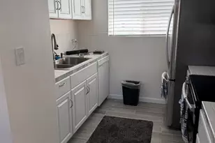 808 N 82nd St, Scottsdale, AZ 85257 - Photo 17