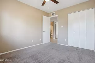 2901 W Muriel Dr, Phoenix, AZ 85053 - Photo 23